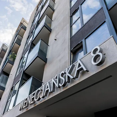 Old Town Comfort By Bookinghost Posen