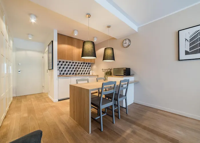 Old Town Comfort By Bookinghost Appartement *